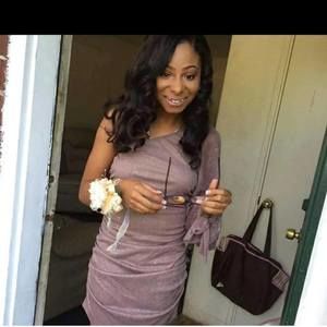 Meet your Posher, Shae